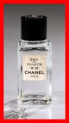 TRES RARE Miniature de parfum CHANEL N° 19 Edt 19 ml 