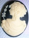 LADY WITH FLOWERS CAMEO BROOCH 30X40m NEW BLACK/IVORY 