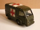 DINKY TOYS 80F RENAULT CARRIER AMBULANCE MILITAIRE 1959 