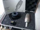 AKG C 3000 B Kondensator-Mikrofon inklusive Spinne H 85 