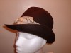 BROWN FELT VINTAGE CLOCHE FLAPPER STYLE ROUND HAT 54CM 