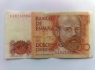 A SPANISH 200 PESETAS, 1980 