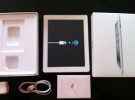 Apple iPad 2 32GB, Wi-Fi + 3G (AT&T), 9.7in - White (Latest Model) 