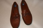 NEW LEATHER SEBAGO DECK SHOES TAN SIZE 8.5 OR 42.5, WORN ONCE, QUALITY 