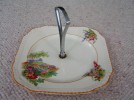    VINTAGE    CAKE STAND   COUNTRY  COTTAGE GARDEN  SQUARE  ART DECO 