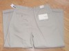 GAP KHAKIS MENS RELAXED FIT PLEATED SIZE 32X28 