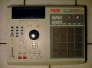 Akai MPC 2000XL - Sampleur 8 outputs expanded- + Zip Drive SCSI + Zip Drive USB | eBay</title><meta name=