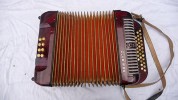 Hohner Akkordeon Club III B S  Top Zustand rot mit Koffer aus Nachlass